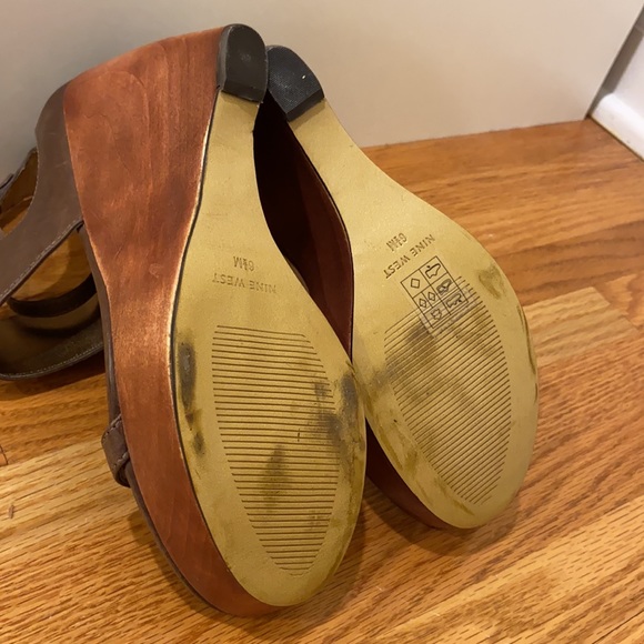 Nine West Brown Leather & Wood Wedges Size 6.5 - Picture 13 of 15